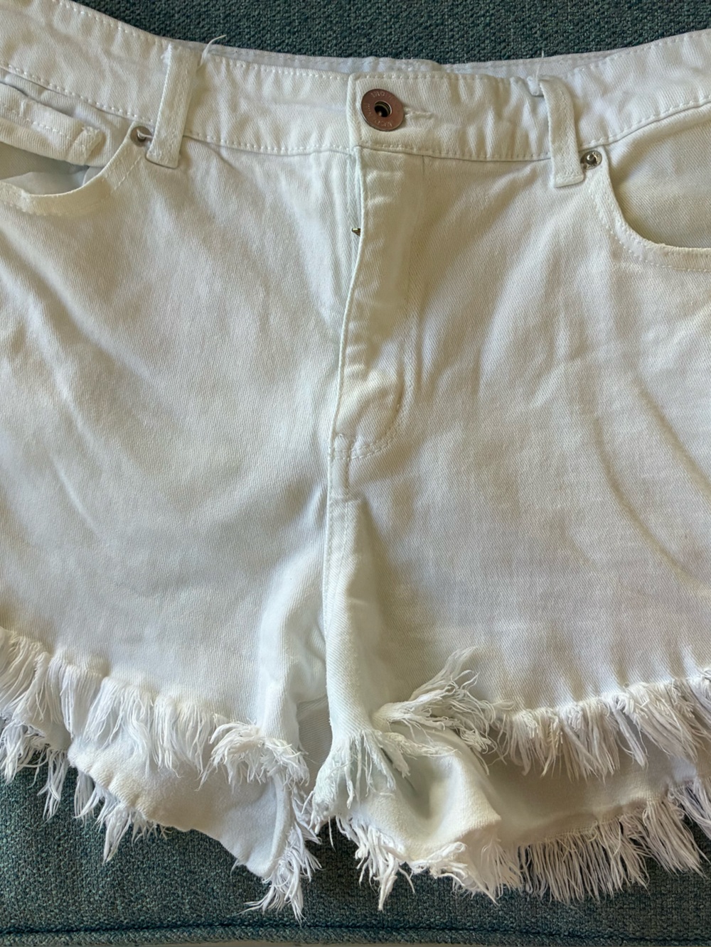 INC International Concepts White Frayed Hem Jean Shorts 10